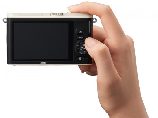 Nikon 1 J3 - функциональность, стиль и компактность