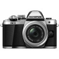 Фотоаппарат Olympus OM-D E-M10 II kit 14-42 II R, серебро Фотоаппарат Olympus OM-D E-M10 II kit 14-42 II R, серебро