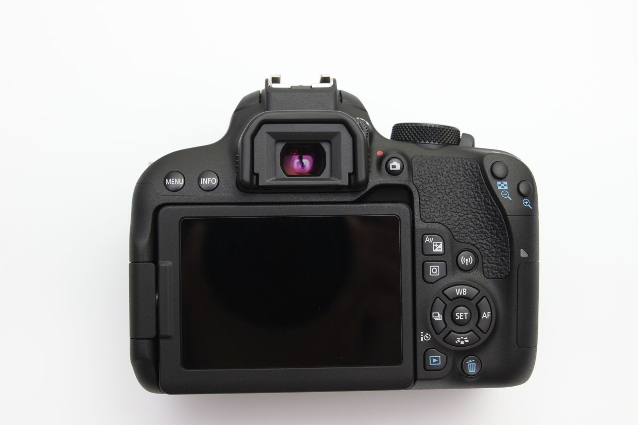 Обзор Canon EOS 800D: выбор новичка